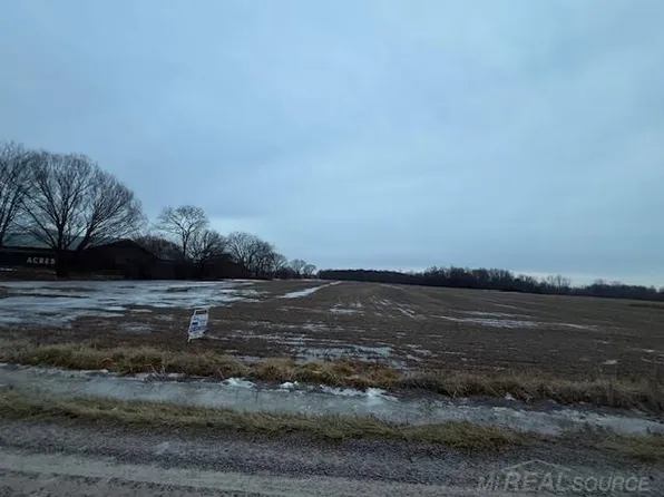 30 Mile Rd, Lenox, MI 48050