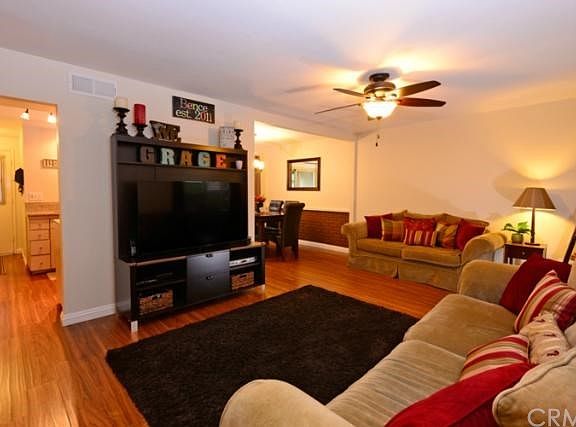 3rd image of 2284 Clover Dr