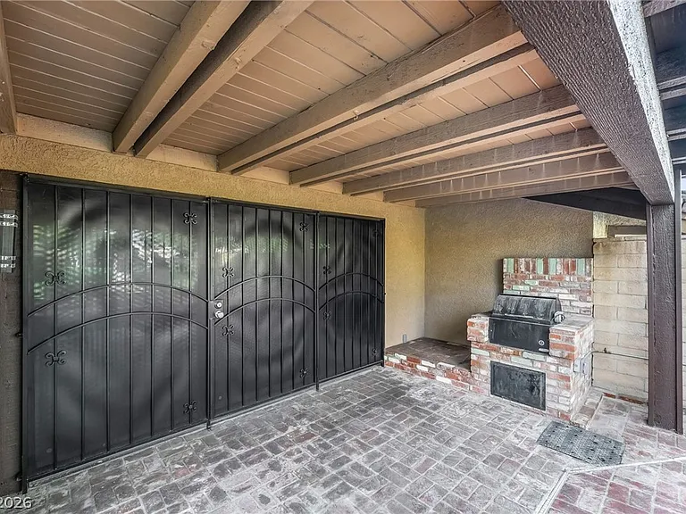 968 Pinehurst Dr — Photo 70