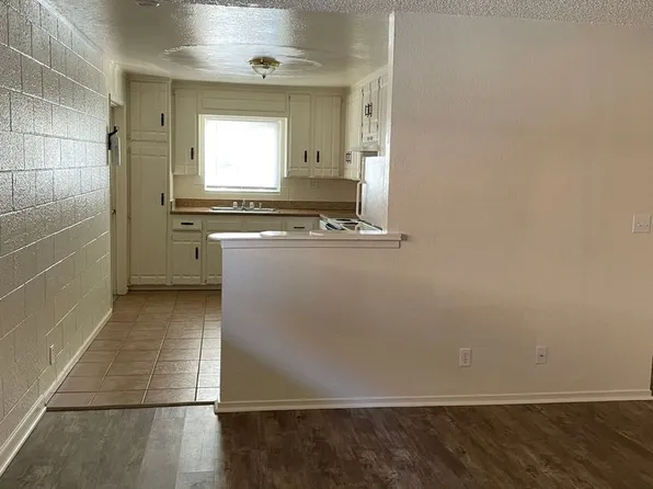 1161 West Street, 1161 West St APT 1, Redding, CA 96001
