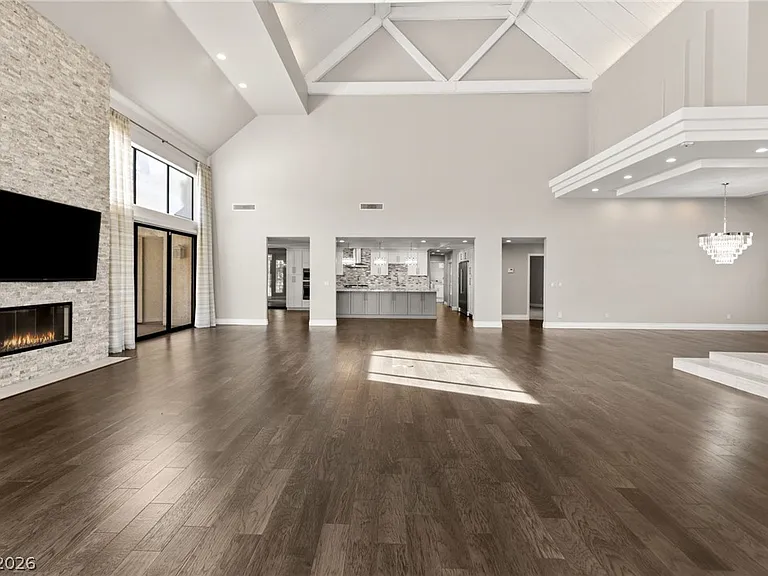 13 Dovetail Cir — Photo 13