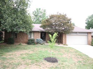 4056 S Cutler Ct, Springfield, MO 65807