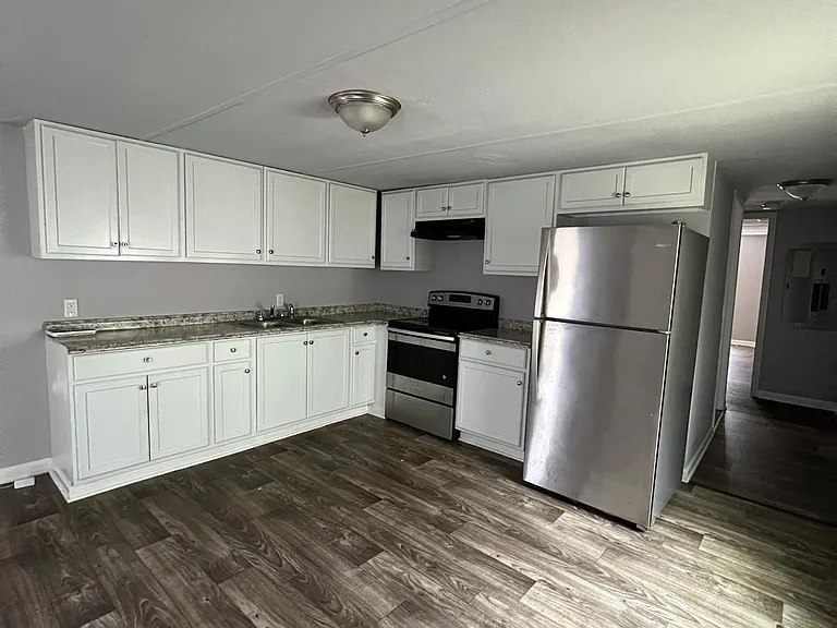 30 Winston Way — Photo 21