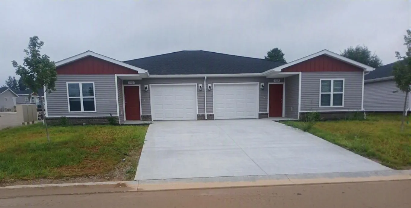 Orchard Estates — Photo 2
