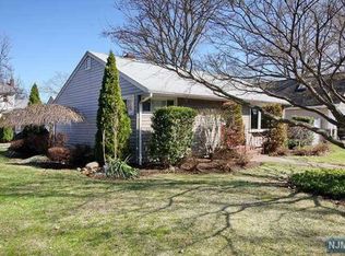 101 Wareham Rd, Dumont, NJ 07628