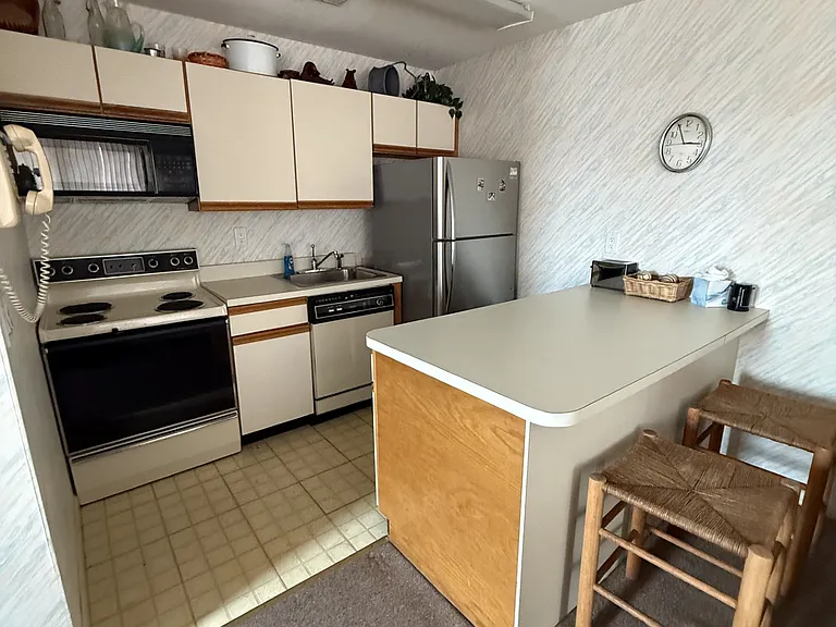 23 Fort Pond Rd #99 — Photo 3
