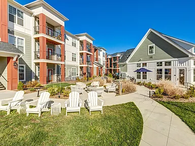 Giddy Hall Apartments