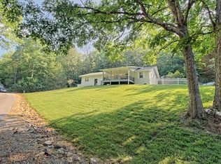 34 Chipmunk Trl, Blairsville, GA 30512