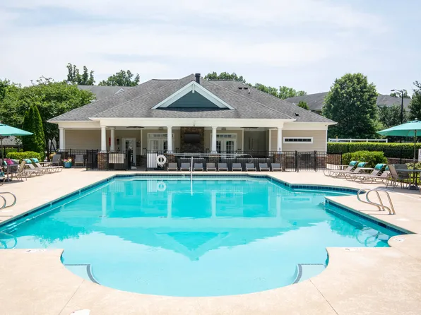 Hawthorne at Horse Pen Creek