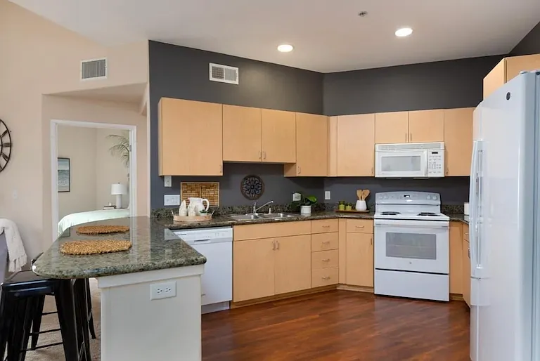 1501 Front St #640 — Photo 4