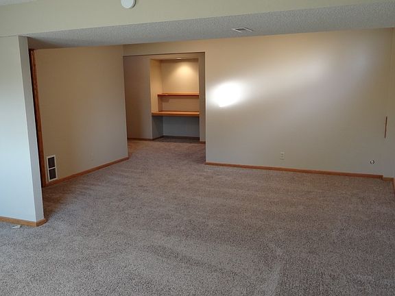 5th image of 1902 Blue Sage Dr