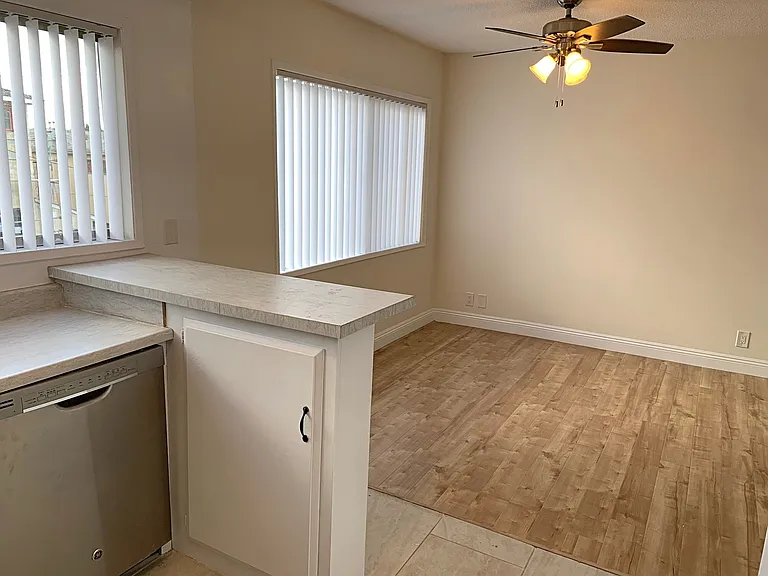 3772 Lockland Dr — Photo 10
