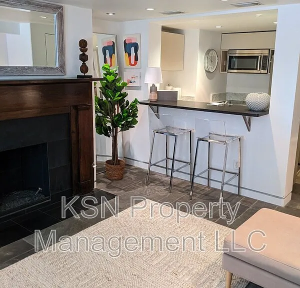 112 W Gaston St #GARDEN — Photo 16