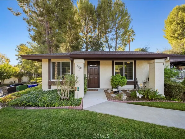 19508 Avenue Of The Oaks, Newhall, CA 91321