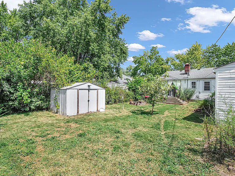1828 N Bancroft St — Photo 8