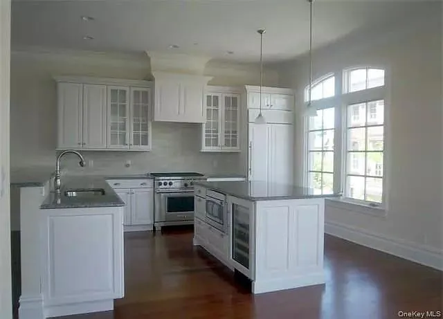 129 W Main St #129 — Photo 6