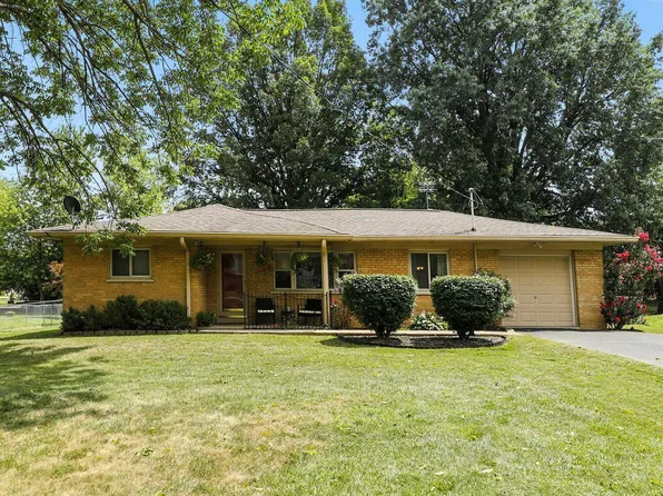 4450 Schoolhouse Rd, Batavia, OH 45103