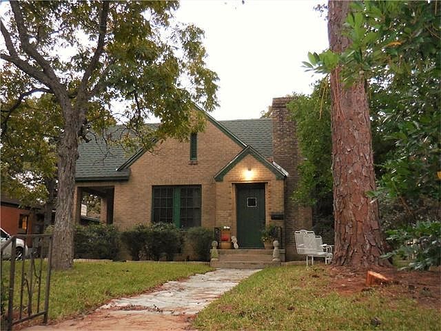 Welcome to 1803 Palma Plaza!