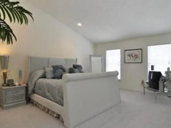 224 Cliffside Dr, Mars, PA 16046