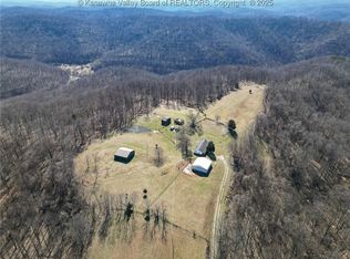 727 Right Fork Hickory Ridge Rd, Salt Rock, WV 25559