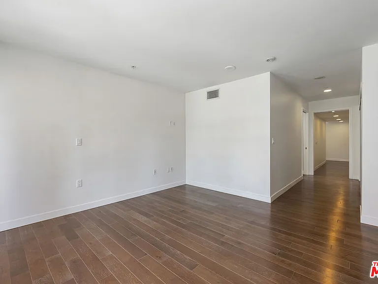 901 S Flower St #601 — Photo 15