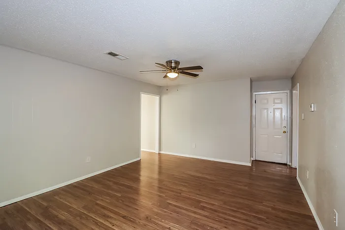 11750 Murr Way — Photo 2