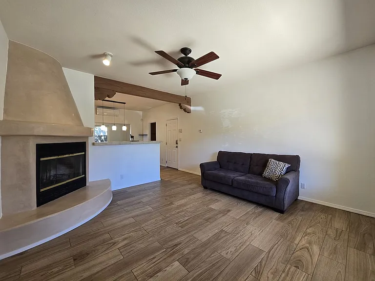 7112 Calientito Loop — Photo 4