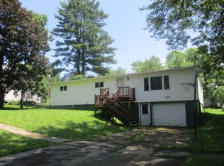 312 N State St, La Farge, WI 54639