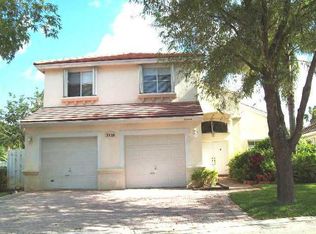 3320 SW 50th St, Fort Lauderdale, FL 33312