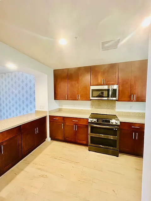 2 bed, 1409 sqft, $5,000 — Photo 4