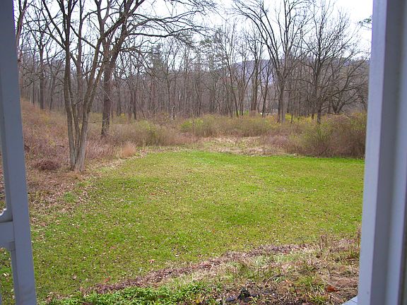 4 Lime Rock Hollow