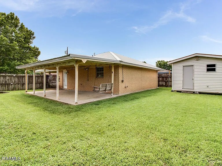 303 Gerald Dr — Photo 25