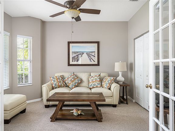 4th image of 1336 Shoreline Cir