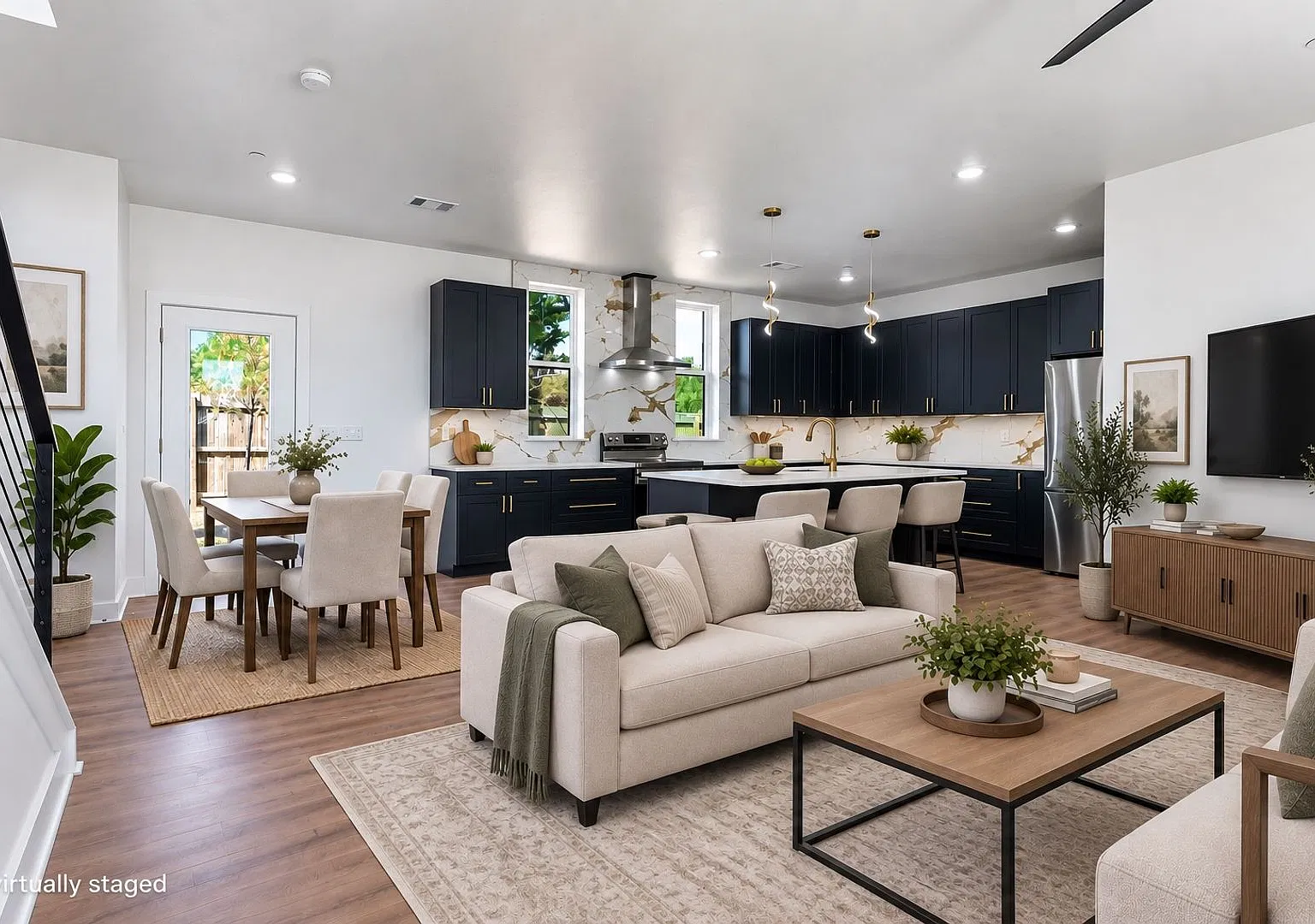 4 bedroom | New Construction in Rogers — Photo 4