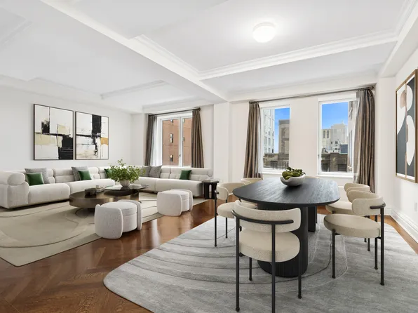 502 Park Avenue image 2 of 11