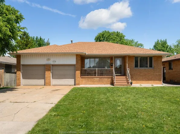 2444 Rivard Ave, Windsor, ON N8T 2H2