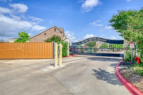 301 Parkway Photo 1