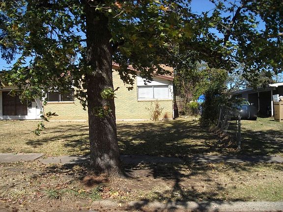 2nd image of 3203 Jana Pl