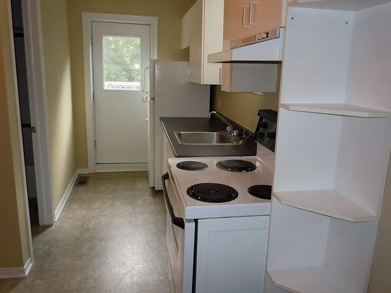 60 Russell Ave #2 — Photo 6