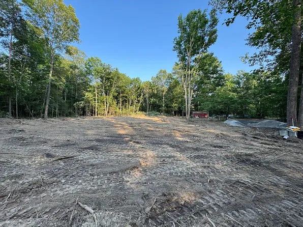 329 Blake Ln, Aylett, VA 23009