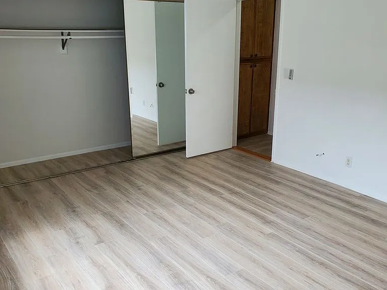 4031 McLaughlin Ave — Photo 8