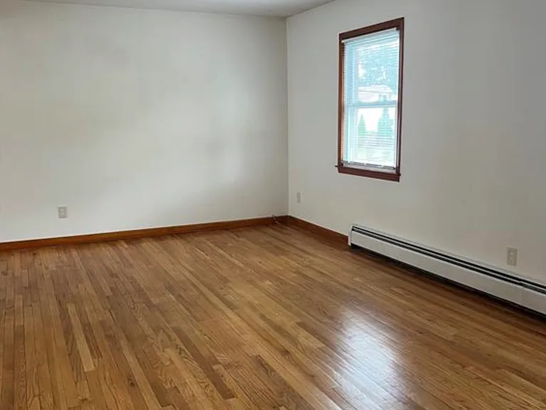 6 Daniel Ct #A — Photo 4