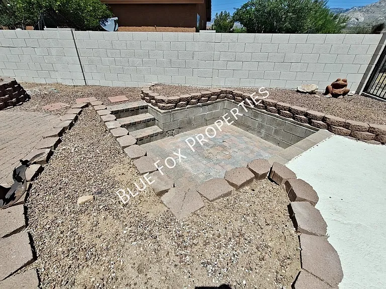 600 E River Walk Dr — Photo 32