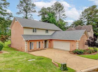 3099 E Fairway Dr, Brandon, MS 39047