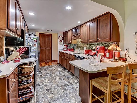 3rd image of 2603 Old Church Pl