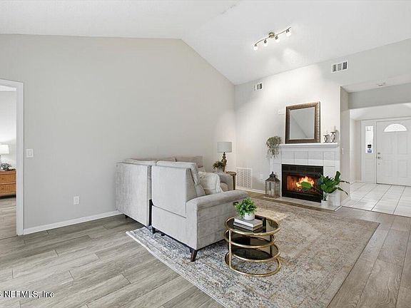 2nd image of 9910 FAWN BROOK Drive