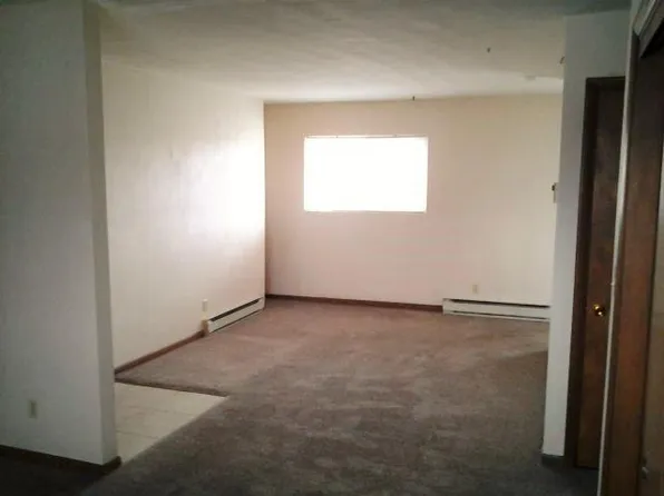 713 Cedar Dr APT 14, Fairborn, OH 45324
