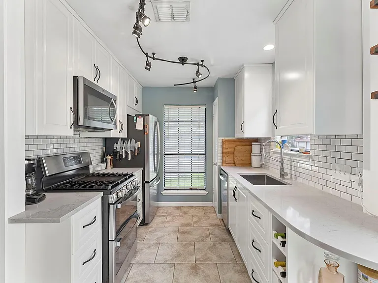 13005 Widge Dr — Photo 2