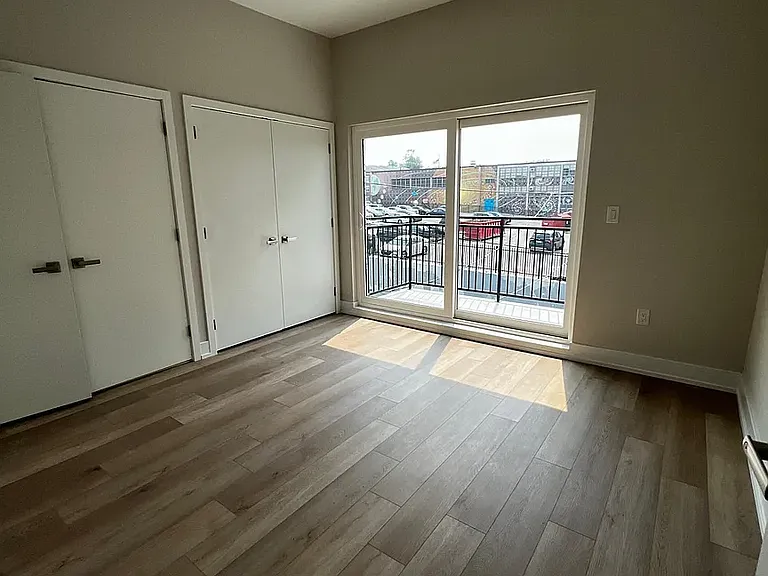 719 N 35th St #4A — Photo 3