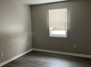 320 Fremont Ave APT 3, Sandusky, OH 44870